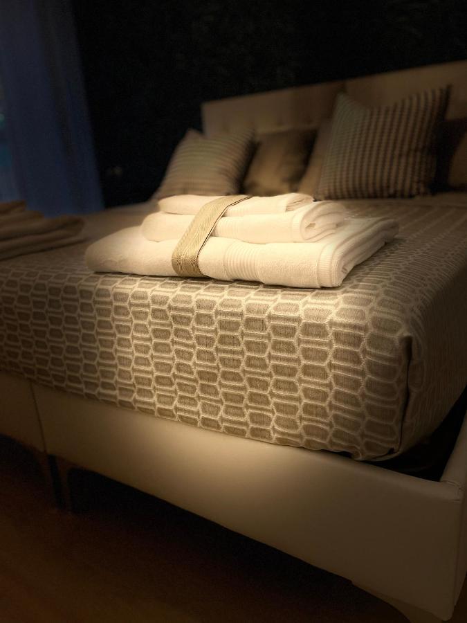Carducci 83 Bed & Breakfast Pescara Ngoại thất bức ảnh